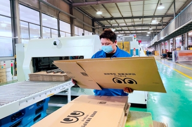 助力守“沪”，同心抗“疫”|  平湖景包高质、保量赶造上海民生保险物资的配套纸箱