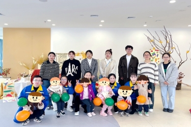 以一份温暖 换一身星光——PP视讯纸业团委与曹桥行知幼儿园发展爱心结对活动